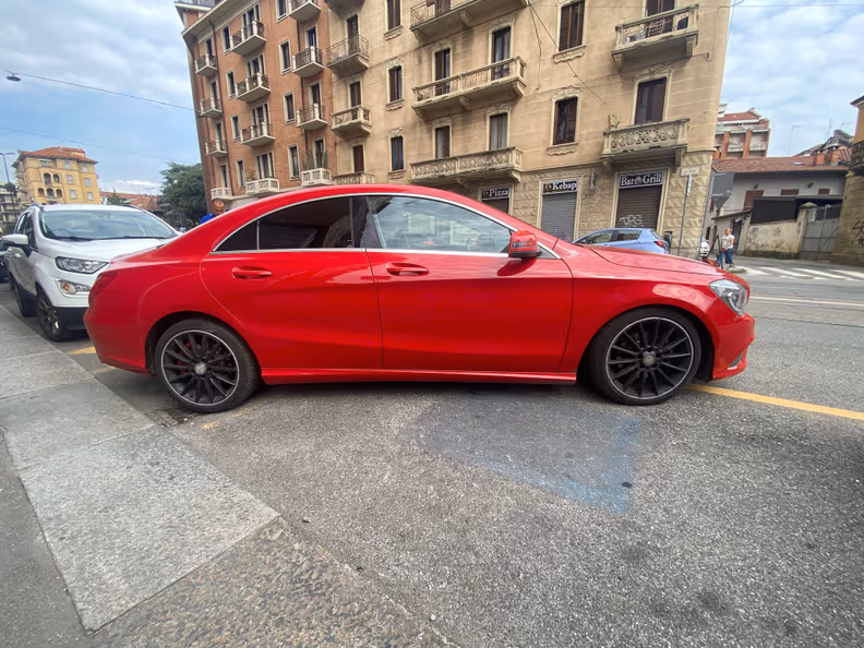 Mercedes-Benz CLA - 5