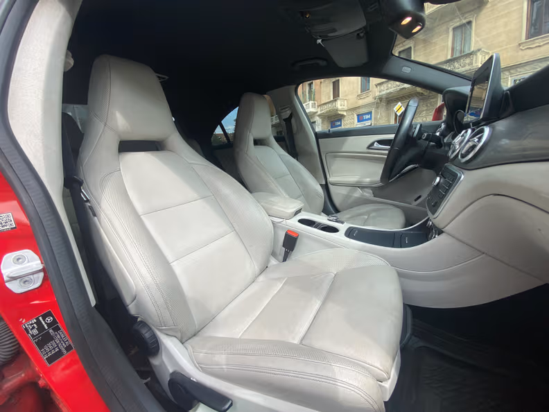Mercedes-Benz CLA - 26