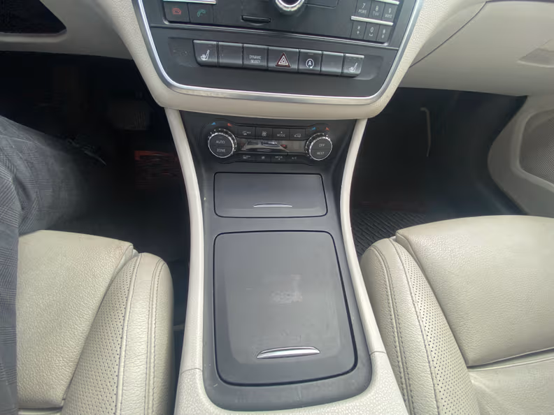 Mercedes-Benz CLA - 18
