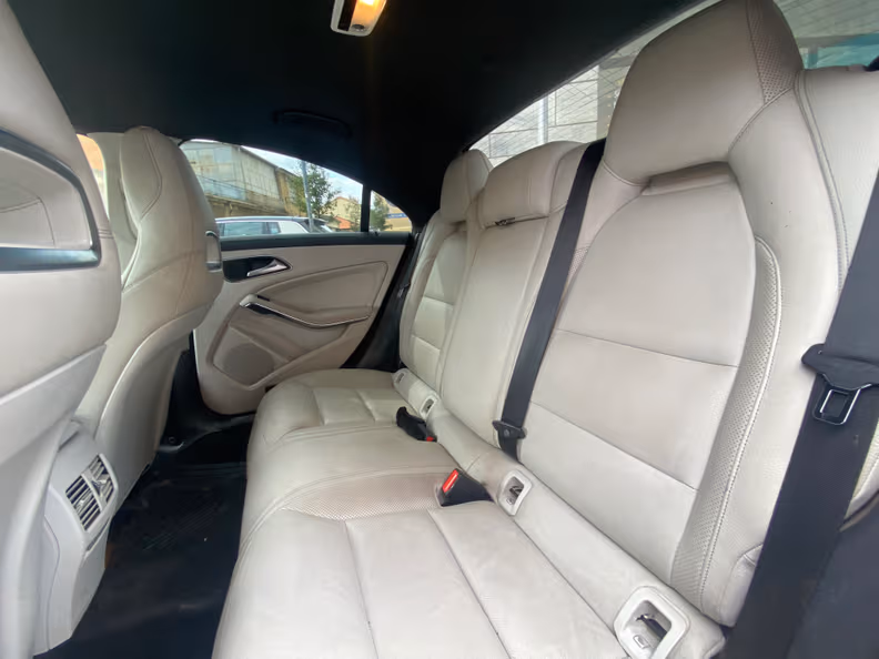 Mercedes-Benz CLA - 32