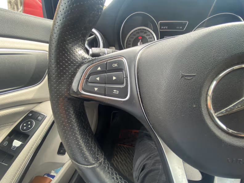 Mercedes-Benz CLA - 22