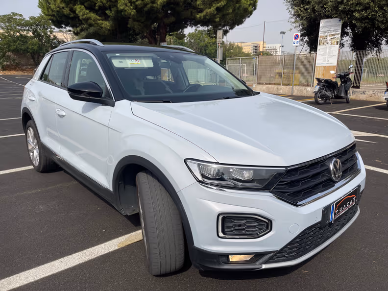 Volkswagen T-Roc - 2