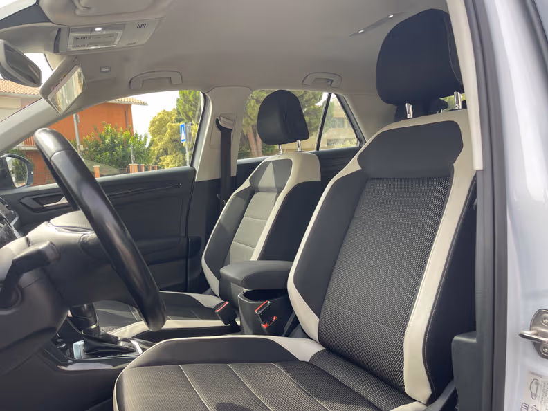 Volkswagen T-Roc - 6