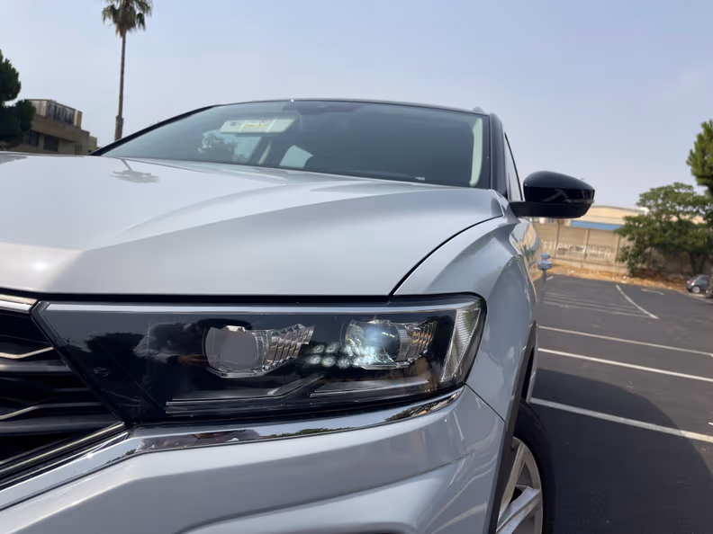 Volkswagen T-Roc - 38