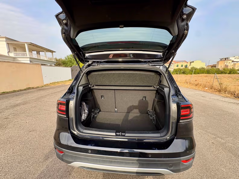 Volkswagen T-Cross - 13