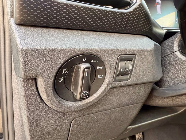 Volkswagen T-Cross - 24