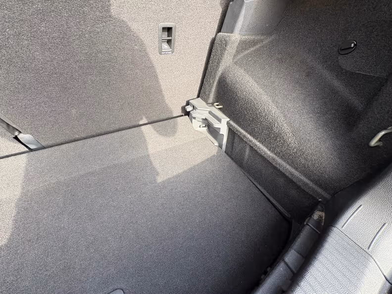 Volkswagen T-Cross - 32