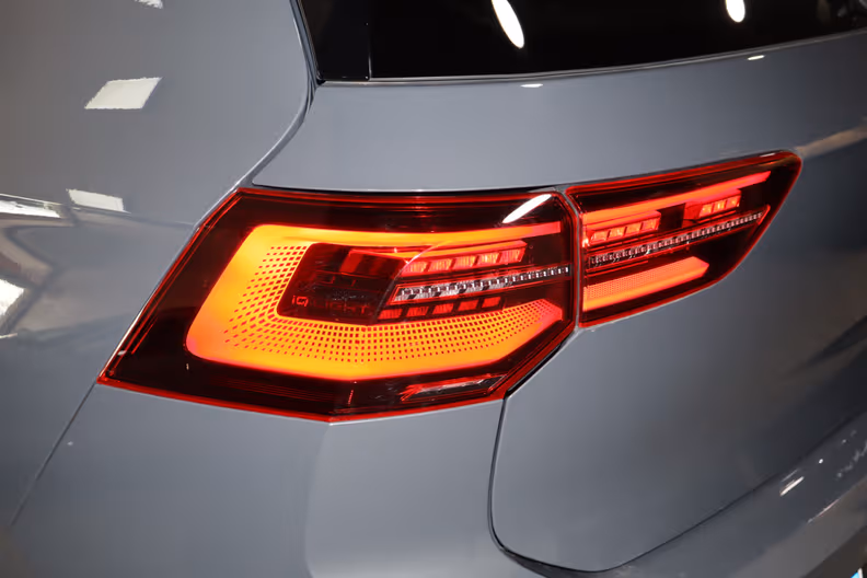 Volkswagen Golf - 21
