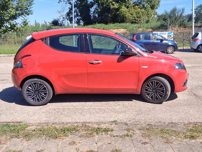 Lancia Ypsilon - 17