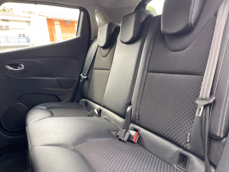 Renault Clio - 8