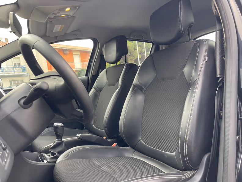 Renault Clio - 6