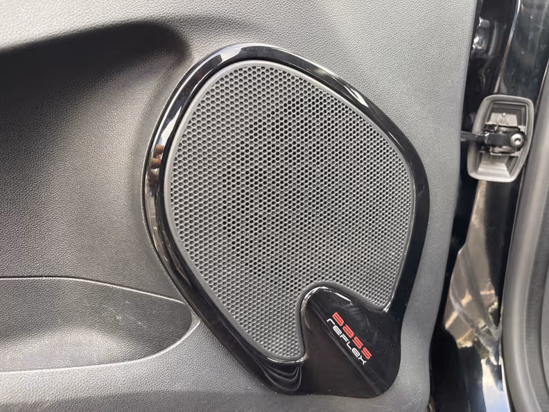Renault Clio - 25