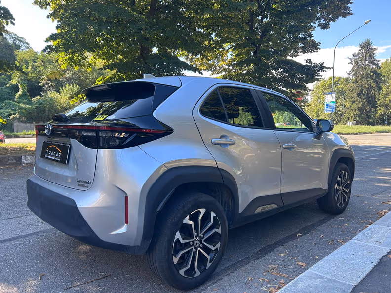 Toyota Yaris - 4