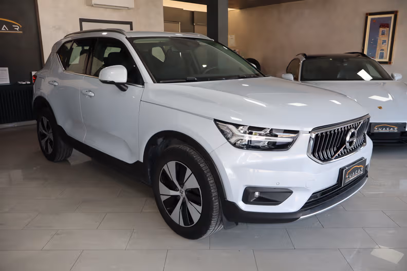 Volvo XC40 - 3