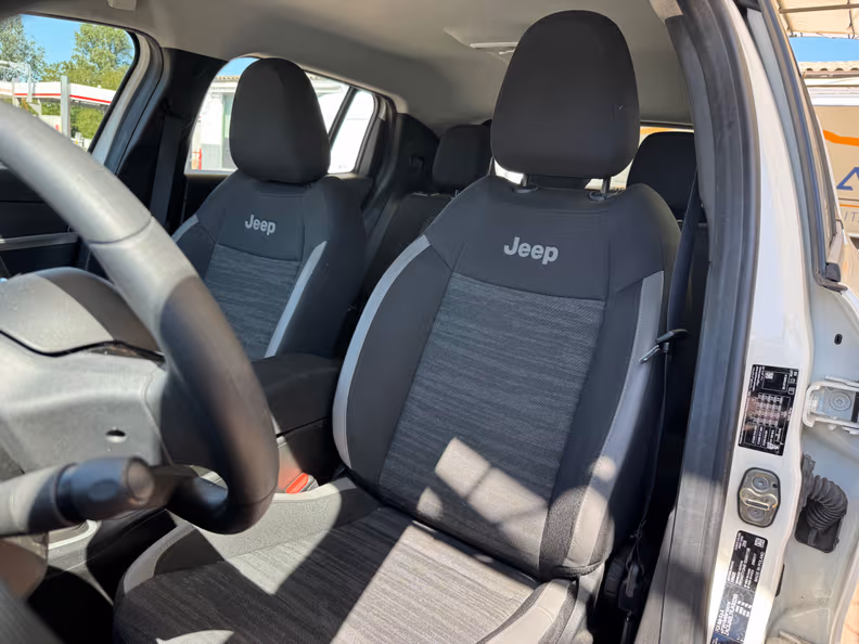 Jeep Avenger - 12