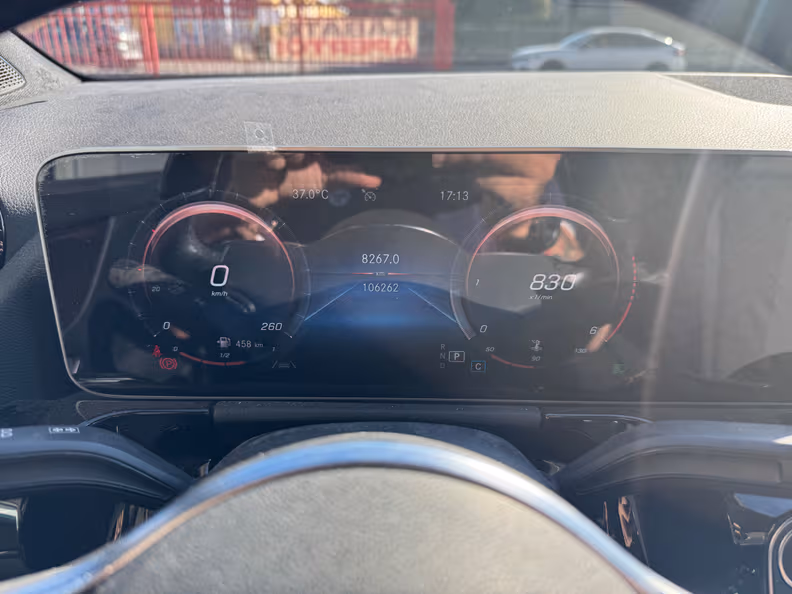Mercedes-Benz GLA - 7